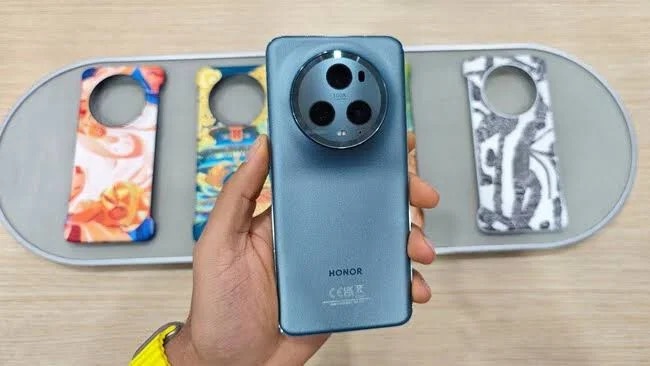 Selfie Camera of Geekzilla.Tech Honor Magic 5 Pro